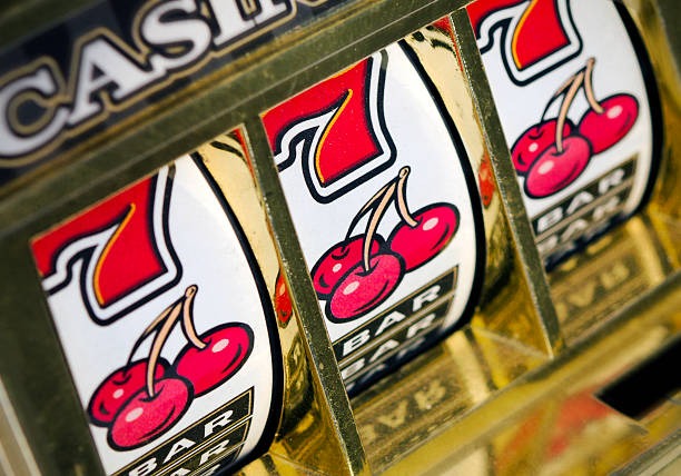 Live-dealer blackjack table at king 9999 with multi-camera setup